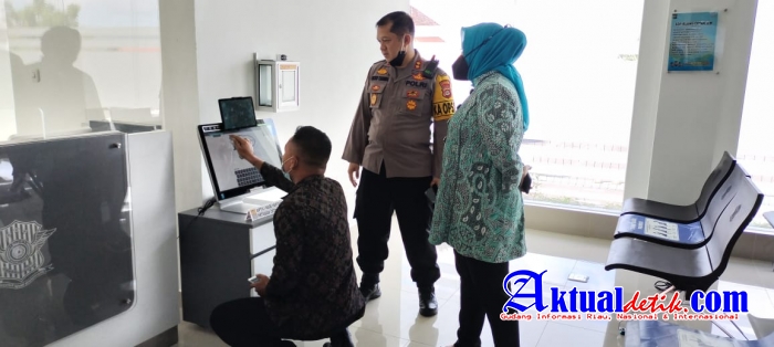 Kapolres Karangasem Menerima Tim Penilai Internal Pembangunan ZI di Polres Karangasem