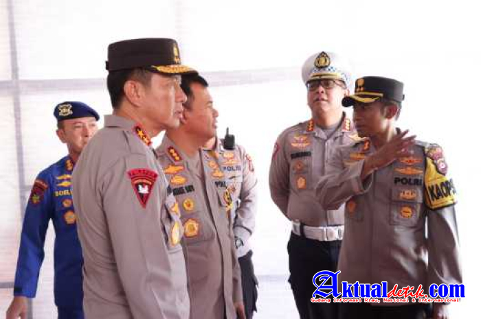 Ops Ketupat Agung 2023, Kapolda Bali Lakukan Pengecekan Pos Pelayanan Goa Lawah