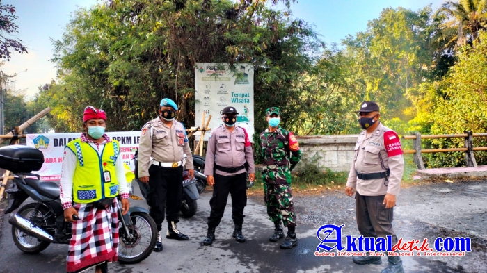 Akses Menuju Pantai di Wilayah Hukum Polsek Blahbatuh Ditutup Sementara