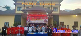 Kapolres Samosir Pimpin Press Release, 17 Pelaku Kejahatan Ditangkap