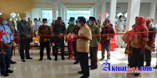 Bupati dan Wakil Meresmikan Mall Pedagang dan Leleyan Serta Pasar Rakyat