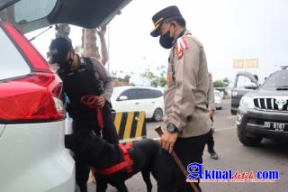 Kapolres Jembrana Pantau dan Awasi Secara Langsung Giat Pemeriksaan di Pintu Masuk Pel. Gilimanuk