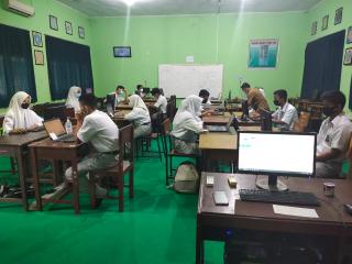 Tingkatkan Mutu Kegiatan Belajar, SMAN 03 Pekanbaru Ikuti ANBK 2021