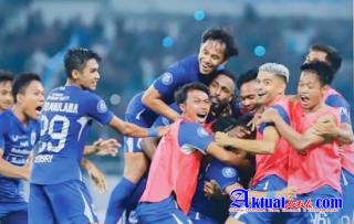 PSIS Semarang Tekuk Bhayangkara FC 3 - 1, Ribuan Supporter Full Senyum 