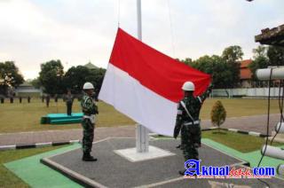 Korem 163/WSA Gelar Upacara Bendera Rutin Setiap Hari Senin