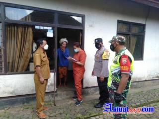 3 Pilar (Babinsa, Bhabinkamtibmas, dan Nakes) Maju Terus Data Warga Yang Belum Tervaksin