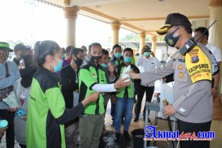 Jalin Kebersamaan, Kapolres Sergai Makan Bersama Buruh SBSI 1992 Sergai