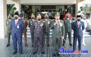 Pangdam IV/Diponegoro : TNI-Polri dan Stakeholder Lain Bersatu Padu Hadapi Covid-19 