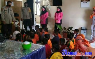 Murid TK Kandil Bahar Kunjungi Mapolsek Tambelan