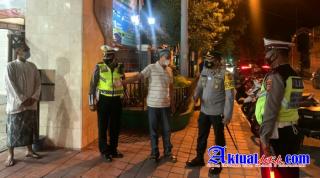 Kapolres Gianyar Cek Penerapan Prokes Di Masjid Agung Al Ala Jelang Hari Raya Idul Fitri 1442 H