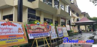 Mapolda Gorontalo Di Penuhi Karangan Bunga Ucapan HUT Bhayangkara Ke-75