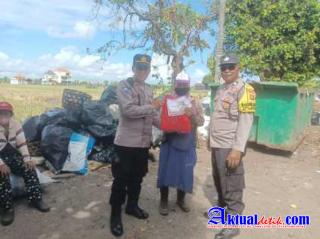 Polsek Densel Salurkan Bantuan Kemanusiaan untuk Negeri Kepada masyarakat Yang Membutuhkan di Desa S