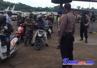 Cegah Penyebarluasan Covid-19, Polres Karangasem Laksanakan OPS Aman Nusa Agung di Pel. Padangbai