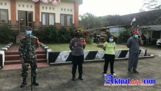 Gabungan TNI-POLRI Dan Nakes Gelar Apel Kesiapan Dalam Rangka Pergeseran Isoman Ke Isoter