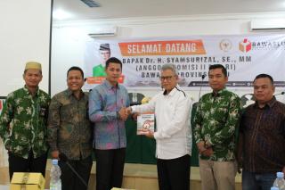 Syamsurizal Kunjungi Bawaslu Riau, Ada Apa?