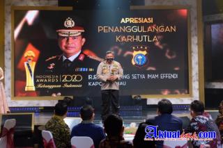 Riau Absen Karhutla, Kapolda Riau Terima Penghargaan Indonesia Award