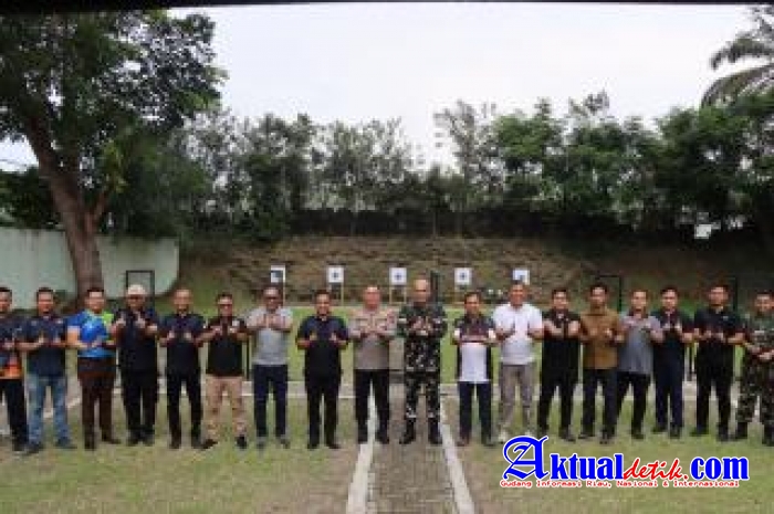 Kapolres Binjai Latihan Menembak Bersama Forkopimda Binjai
