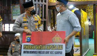 Kapolda Riau Ikuti Khotmil Quran dan Silaturahmi di Masjid Jami Air Tiris Kampar