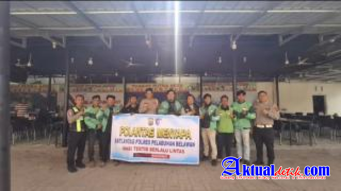 Sat Lantas Polres Belawan Laksanakan "Polantas Menyapa" Bersama Pengemudi Ojek Online