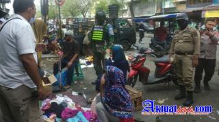 Polsek medan Area laksanakan Ops yustisi serta melaksanakan PPKM