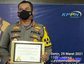 Kapolresta dan Polresta Pekanbaru Terima Dua Penghargaan Terbaik dari KPPN Kota Pekanbaru