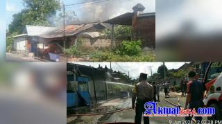 Kios di Jalan Gunung Agung Utara Kuburan Beng Gianyar Hangus dilalap Si Jago Merah