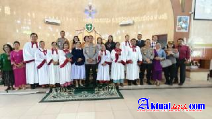 Minggu Kasih, Kapolres Binjai Hadir Berikan Rasa Aman bagi Jemaat HKBP