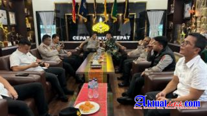 Perkuat Sinergitas TNI-Polri, Kapolres Binjai Bersama PJU Silaturahmi ke Mako Yonif Raider 100/PS.