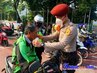 Taruna Akpol Gelar Baksos Serentak Di Seluruh Indonesia 