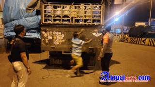 Polsek Padangbai Gagalkan Truck Pengankut Gas Elpiji Untuk Menyeberang di Kapal Penumpang