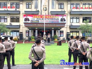 Waka Polres Gianyar Lepas 50 Orang Siswa Latja Kembali ke SPN Singaraja