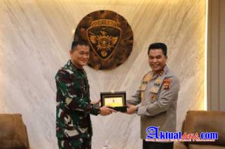 Kapolda Bali Kunjungi Kodam IX/Udayana Dalam Rangka Silahturahmi