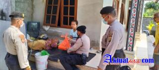 Terdampak Kenaikan BBM, Polres Gianyar Berikan Paket Sembako Kepada Masyarakat Lansia Kurang Mampu