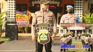 Pimpin Apel Jam Pimpinan, Kapolres Gianyar Ingatkan Anggota Jaga Sikap Tampang