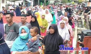 Warga Tiga Desa di Obi Tolak beroprasinya PT. Amasingta Tabara