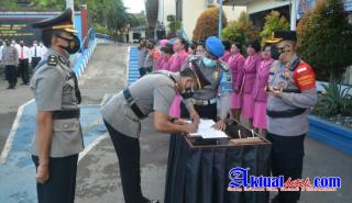 Kapolres Pimpin Upacara Sertijab Pejabat Utama di Lingkungan Polres Karangasem