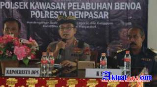 Kapolresta Denpasar Gelar Jumat Curhat di Pelabuhan Benoa, Soroti Peredaran Miras