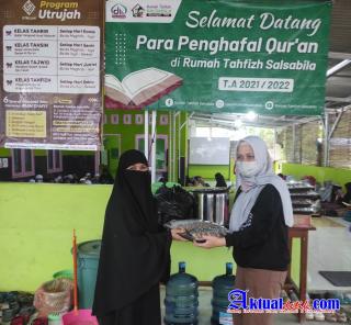 KBO Babel Kembali Lanjutkan Bersedekah Takjil Kepada Masyarakat Dan Adik-adik Penghafal Alquran