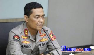 Hari Ini, Panglima TNI dan Kapolri Tinjau Vaksinasi di Madiun dan Bangkalan