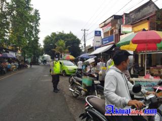 Polsek Rendang Giat Yustisi Gakkum Pergub No. 46 dan Perbup No.42 Th. 2000 dan Penerapan PPKM Level3