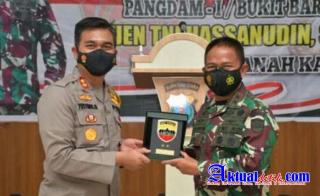 Kapolres Tanah Karo Menerima kunjungan Silaturahmi Pangdam 1 Bukit Barisan
