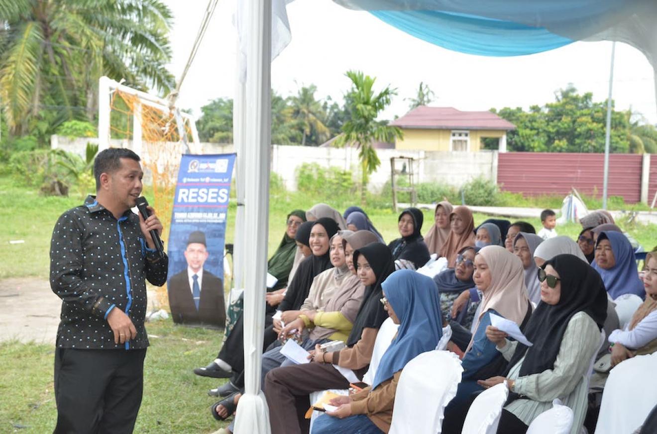 Serap Aspirasi Warga Bukit Raya, Azwendi Kawal Perbaikan Infrastruktur dan Evaluasi Program MBG
