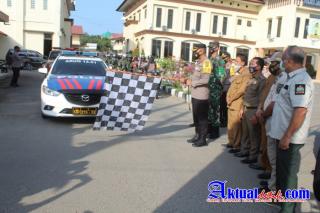 Kapolres Lhokseumawe dan Dandim 0103 Melepas Petugas Penyemprotan Desinfektan