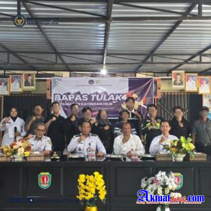 Sebanyak 13 Klien Laksanakan Wajib Lapor Ditempat, Dilayani Langsung Oleh Pembimbing Kemasyarakatan