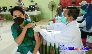 SMA Negeri 4 Semarang Laksanakan Vaksinasi Tahap 2