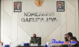 Danrem 045/Gaya Rapat Evaluasi PPKM Skala Mikro Dengan Panglima TNI