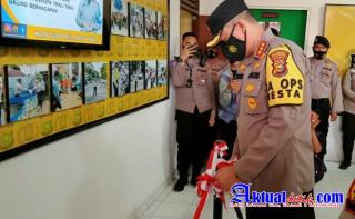 Kapolresta Resmikan Pemakaian Vidio Interkom Tahanan Polsek Lima Puluh