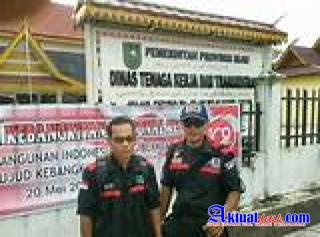 Kasi Syaker Disnakertrans Riau, Raja Dedi Diduga Halangi Tugas Pers