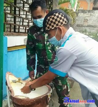 Dalam Rangka Memutus Mata Rantai Penyebaran Covid-19, Danramil 1623-05/Manggis Lakukan ini..