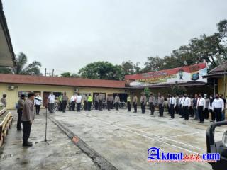 Polsek Medan Helvetia Polrestabes Medan Cek Kesiapan Personil Dan Perlengkapan Dinas